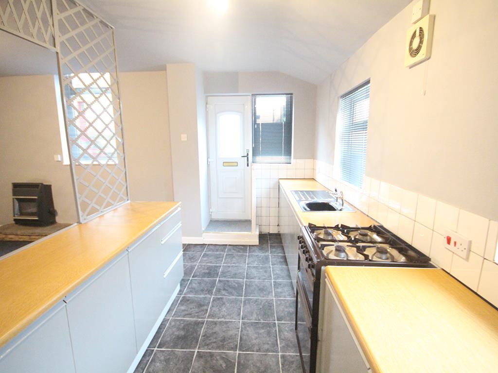 2 bedroom flat To Let in Earby - IMG_6173.jpg